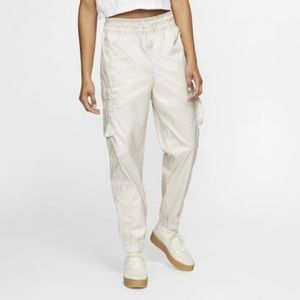 Nike Utility Cargo Joggers